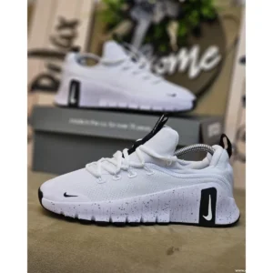 White Men's Workout Shoes – Free Metcon 6